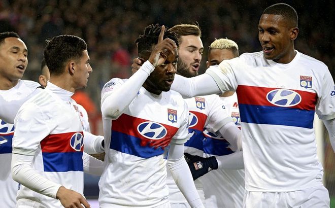 马赛后防线漏洞百出,法甲冠军梦想渐行渐远的简单介绍 马赛后防线漏洞百出,法甲冠军梦想渐行渐远的简单介绍