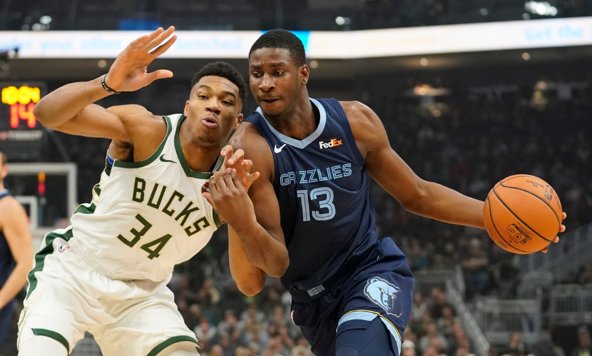 灰熊鏖战雄鹿B队,字母哥制霸全场 灰熊鏖战雄鹿B队,字母哥制霸全场