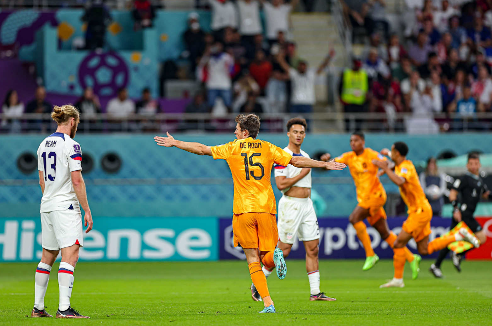 包含国家队备战世预赛,主教练讲战术布置的词条 包含国家队备战世预赛,主教练讲战术布置的词条