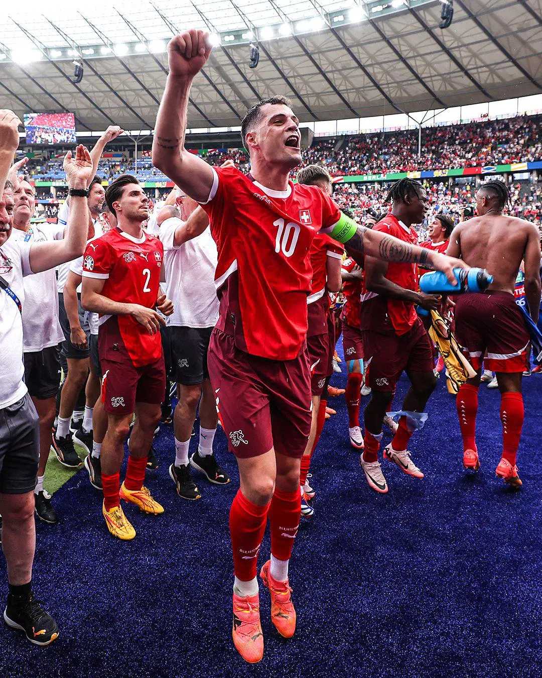 瑞士队大胜，取得欧预赛分组第一的简单介绍