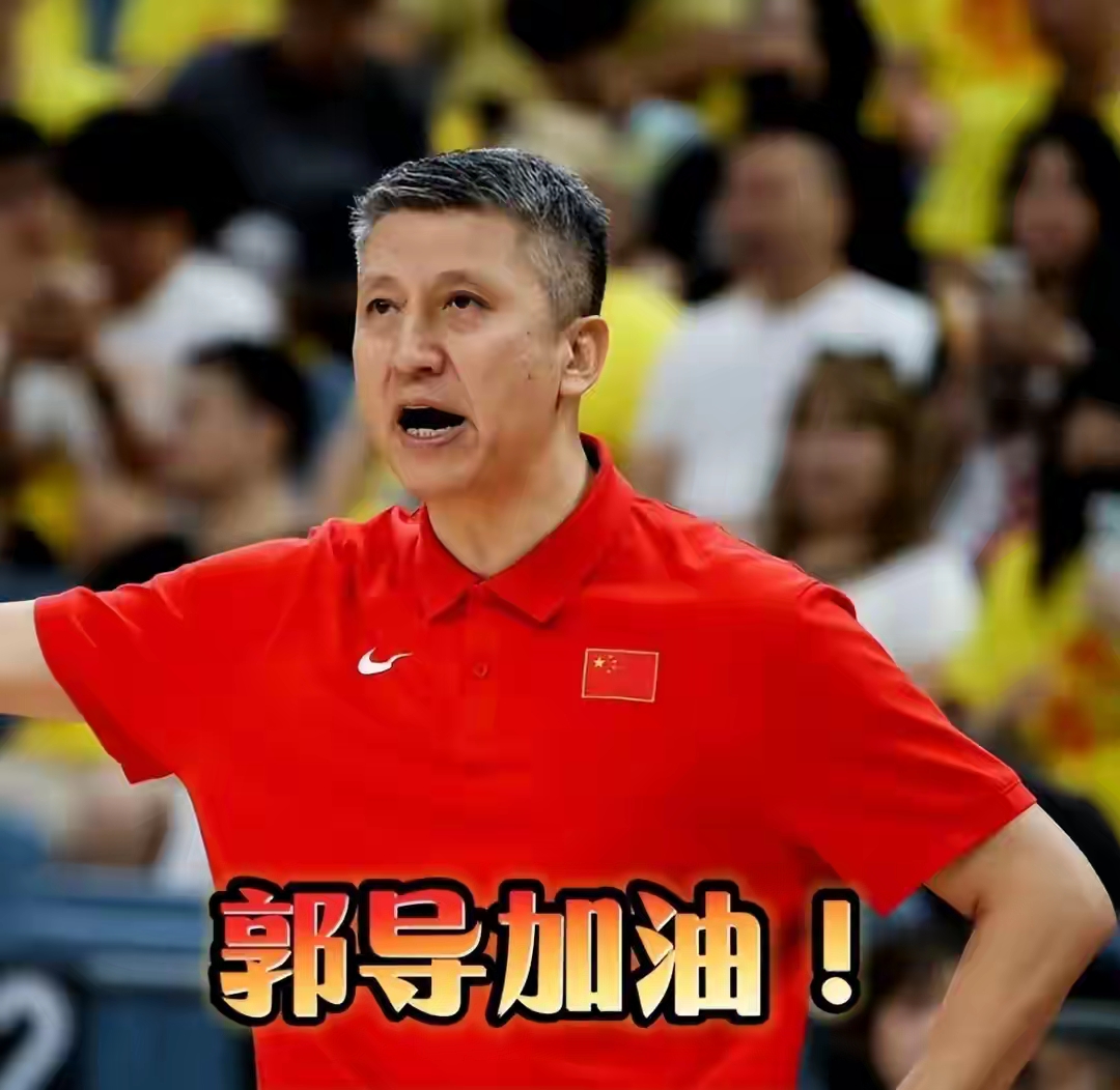 关于比分胶着的比赛，球员们为了胜利全力拼搏的信息