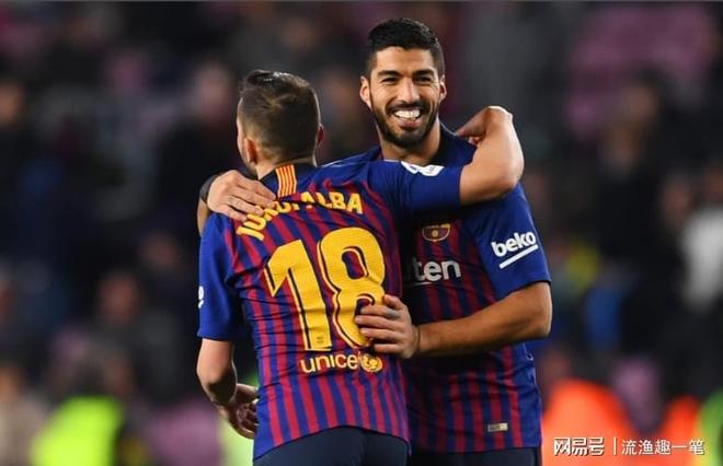 包含马赛血洗乌拉圭，阿尔巴送出助攻的词条