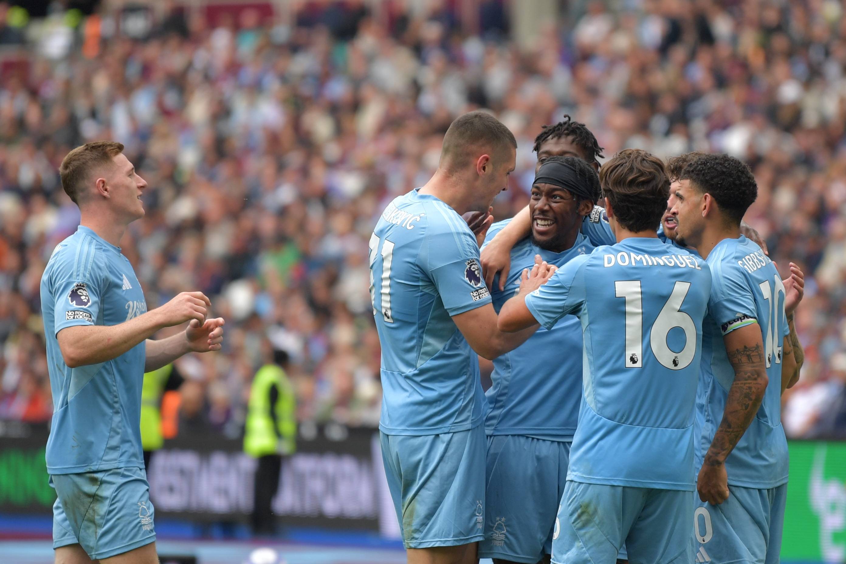 西汉姆联客场战胜诺维奇,取得三分的简单介绍 西汉姆联客场战胜诺维奇,取得三分的简单介绍