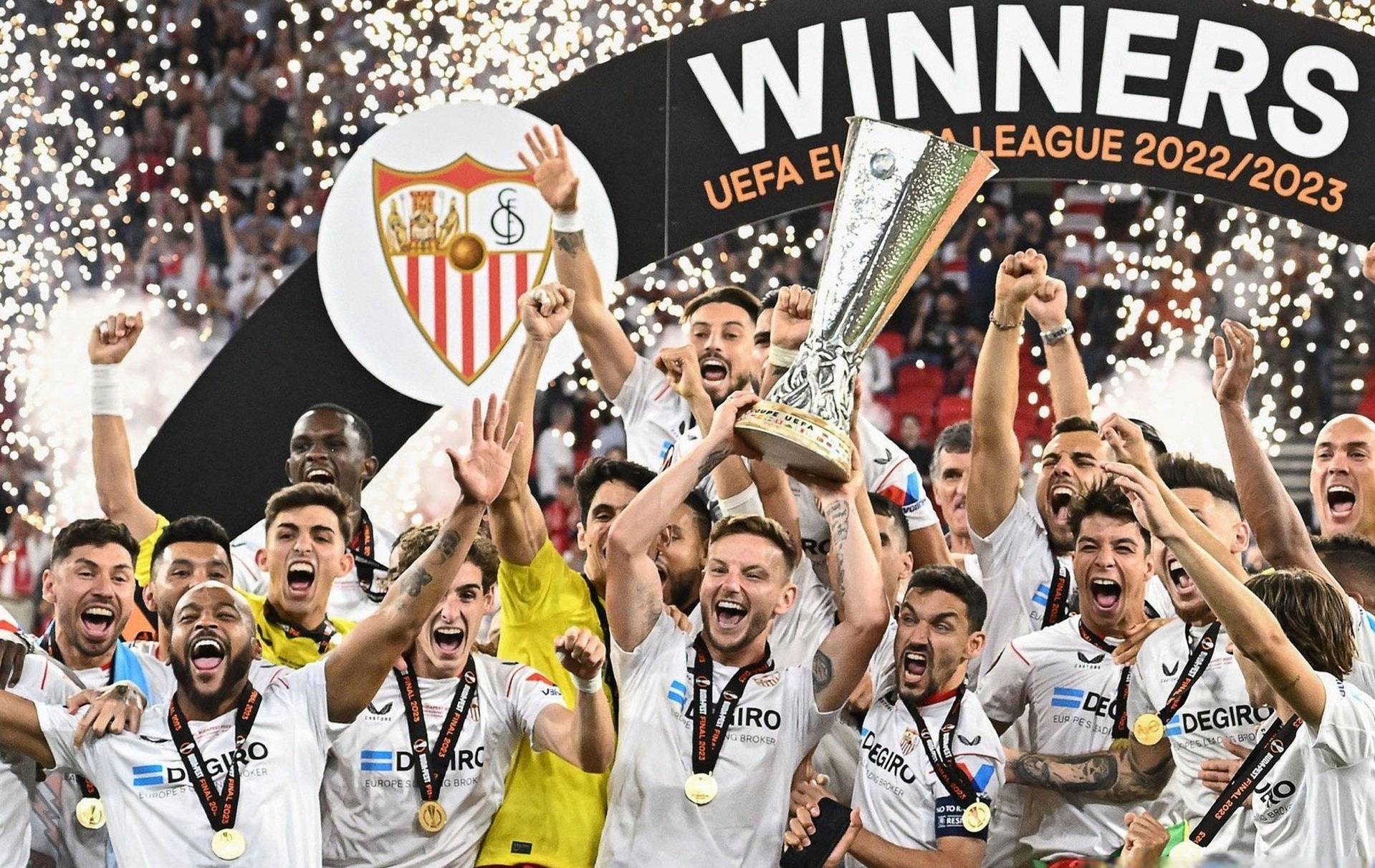 关于足球积分榜上一支未被看好的球队逆袭的信息