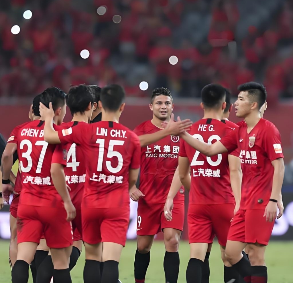 国内球队斗志昂扬，力拼亚洲顶级赛事