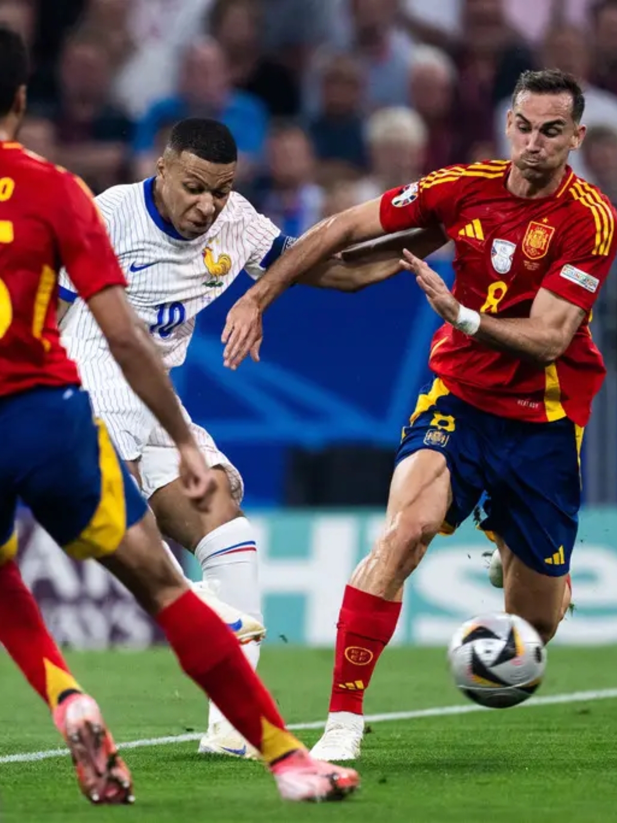 英格兰战胜罗马尼亚,豪取欧预赛胜利的简单介绍 英格兰战胜罗马尼亚,豪取欧预赛胜利的简单介绍