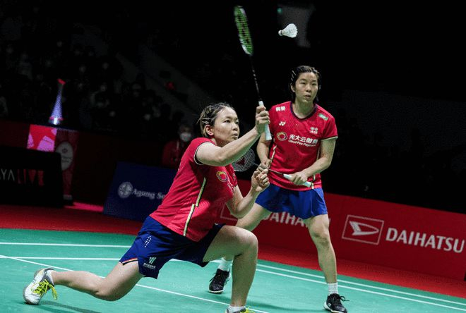 关于马来西亚队翻盘韩国队，黄鸭组合点燃赛场的信息