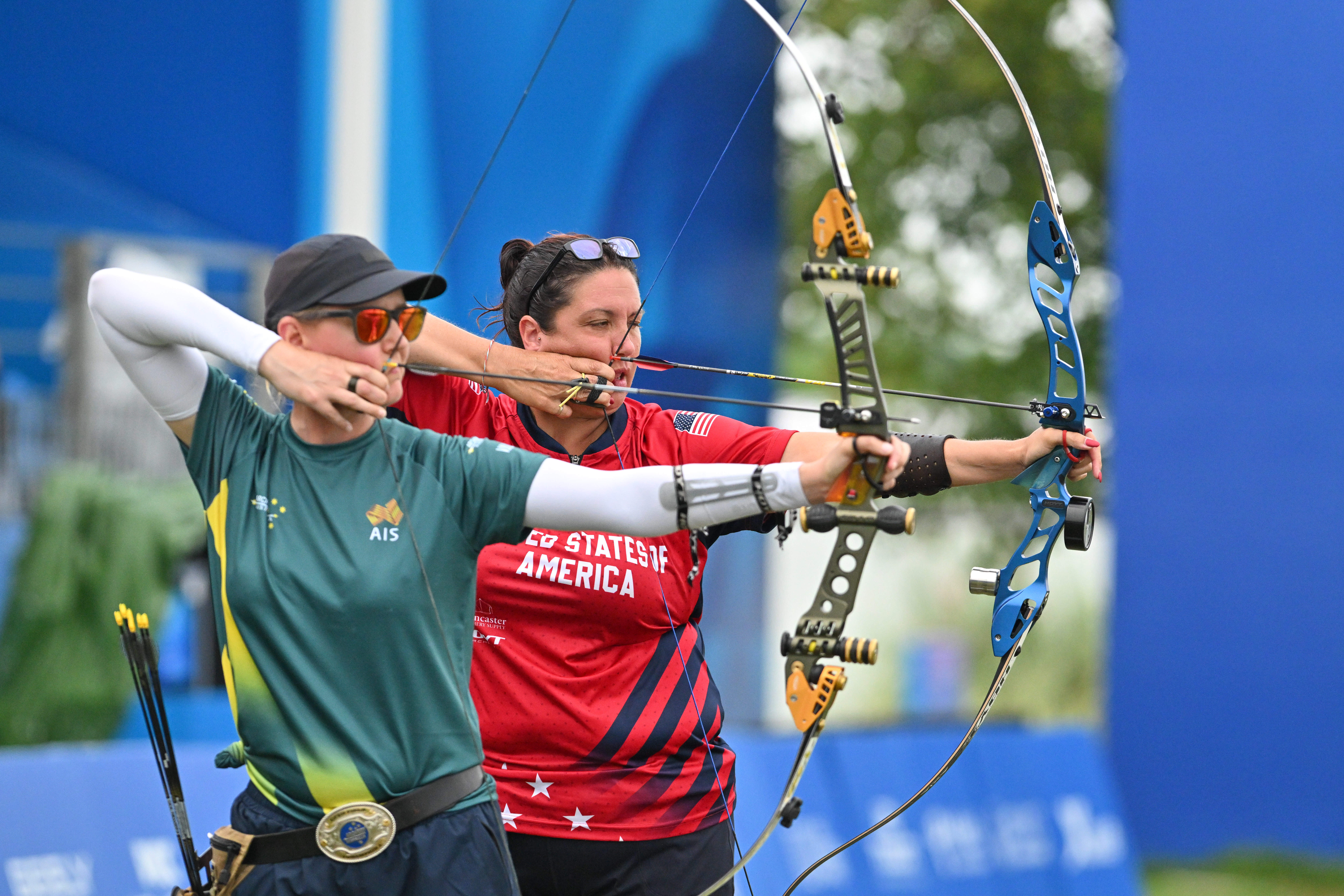 意大利射箭选手稳定发挥，轻松进入决赛