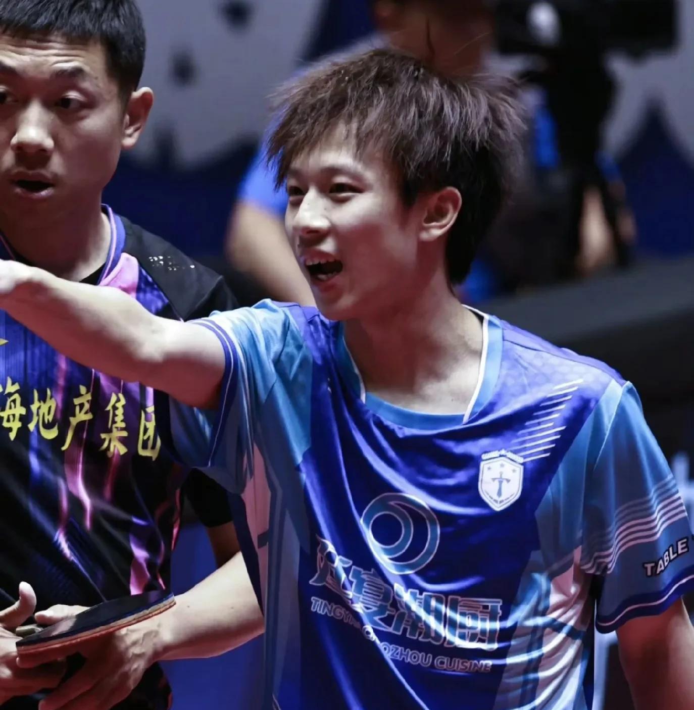 包含韩国乒乓球队轻取英国乒乓球队，樊振东统治全场的词条