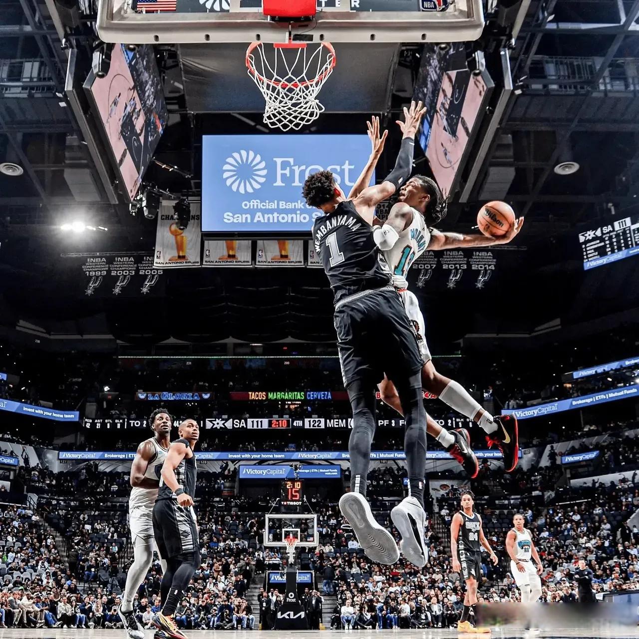 包含阿根廷男篮绝地反击勇士，欧文统治全场的词条