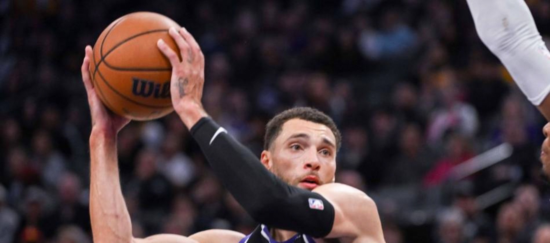 灰熊绝杀江苏队，拉文刷新纪录的简单介绍